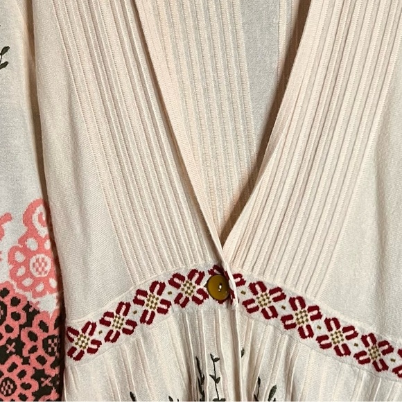 Sahalie Boutique 1 Button Embroidered Floral Cardigan Sweater Cream‎ Women Small - Picture 8 of 10
